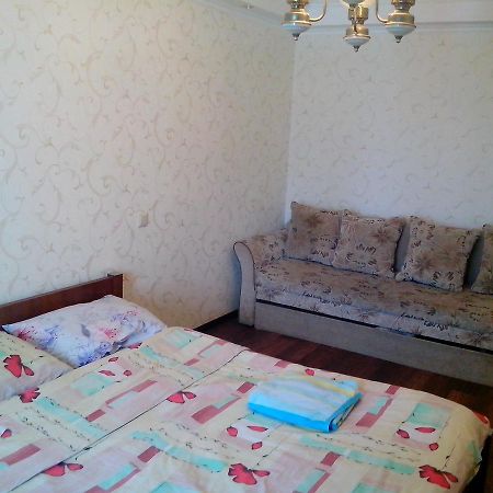 Beautiful And Comfortable 2 Rooms Apartment Kiev Esterno foto